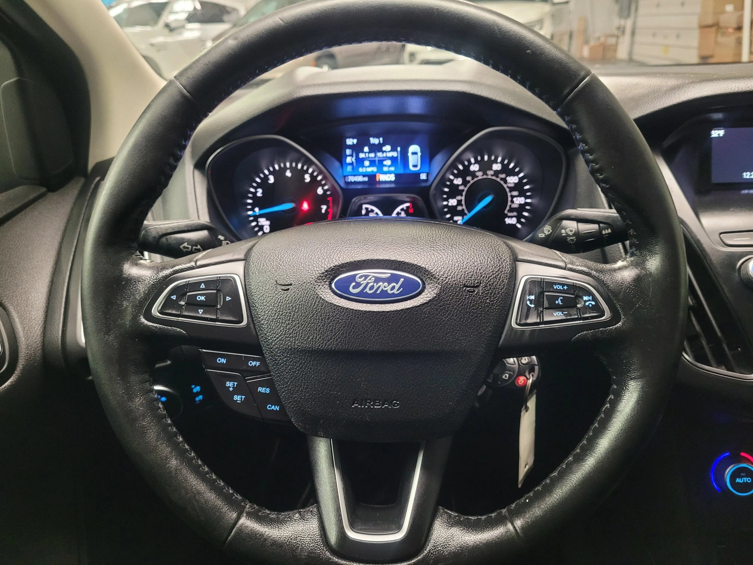 Used 2018 Ford Focus SE FWD image 24