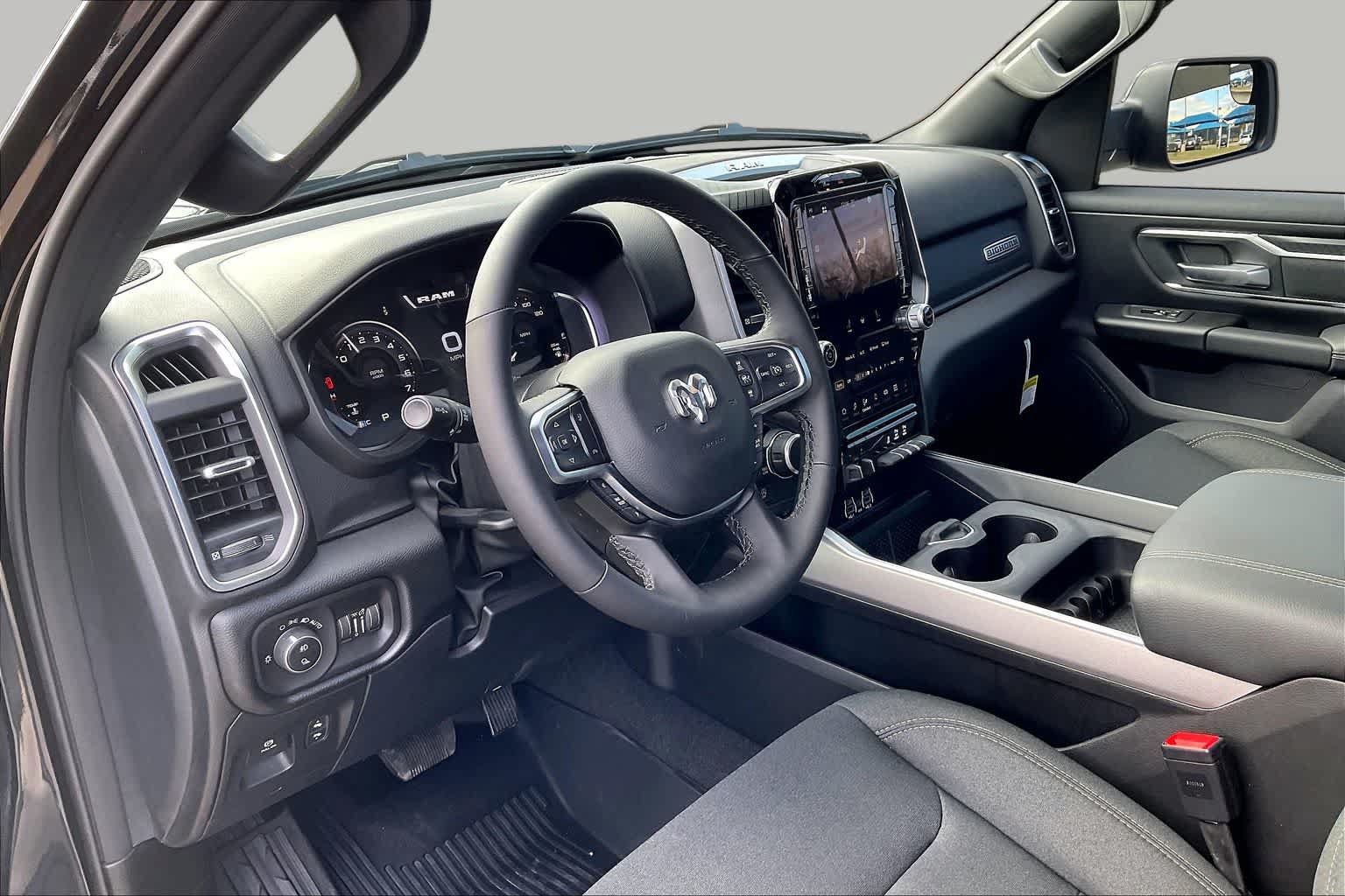 New 2026 RAM 1500 Big Horn AWD/4WD image 8