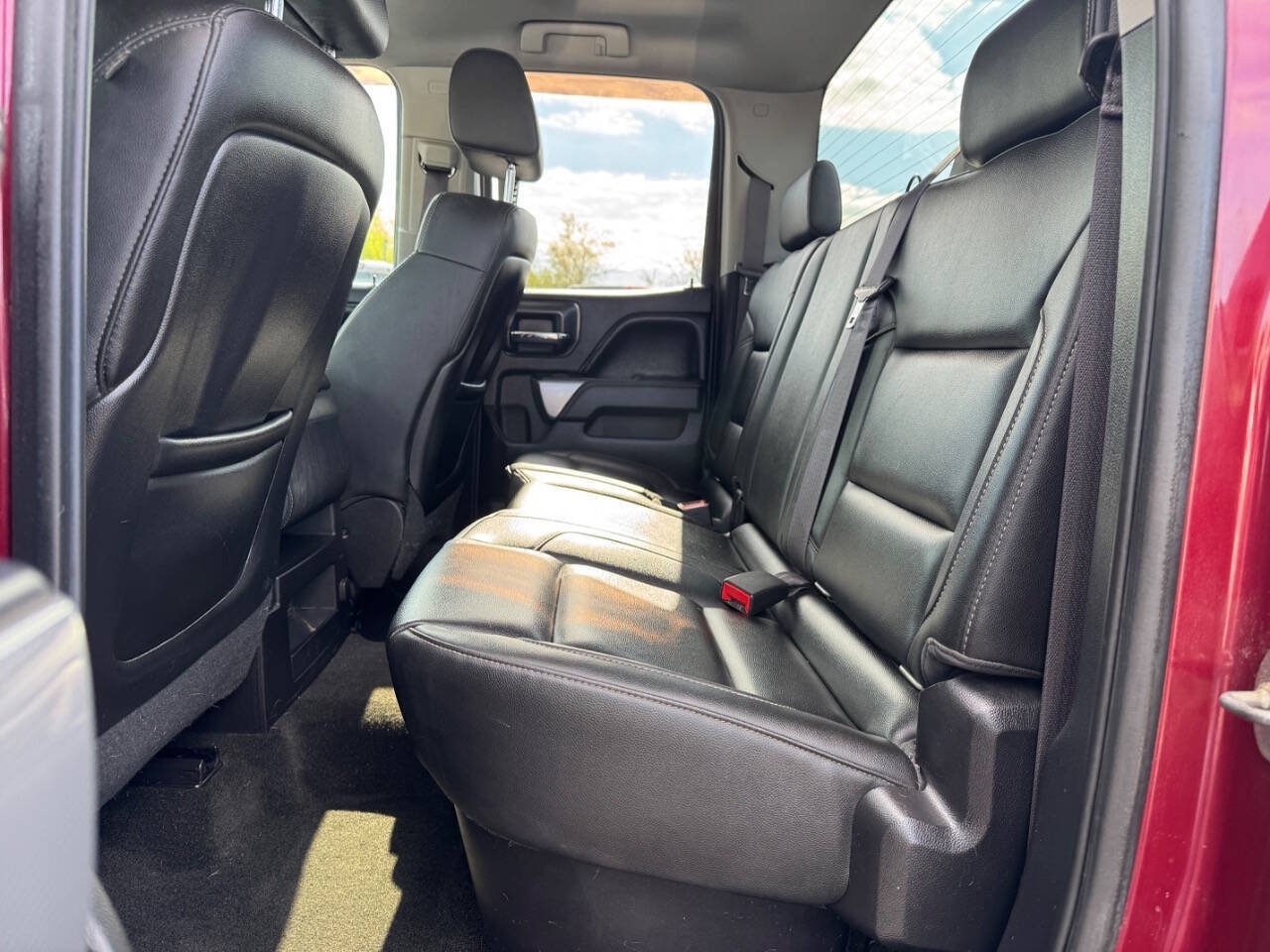 Used 2015 Chevrolet Silverado 2500 LT w/ LT Convenience Package AWD/4WD image 12