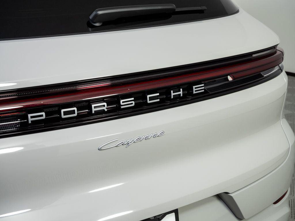 New 2026 Porsche Cayenne AWD/4WD image 38