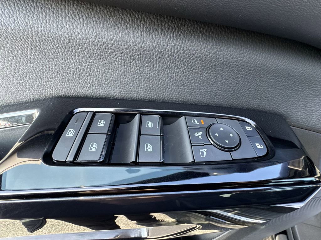 New 2026 Nissan Pathfinder Platinum image 13