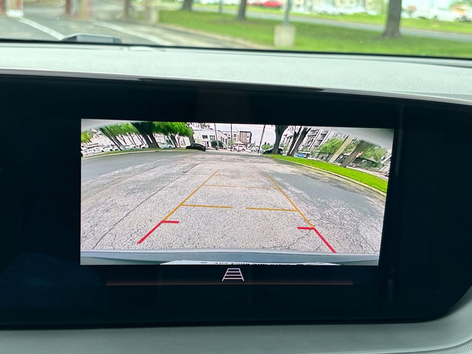 Used 2025 Buick Encore GX Preferred FWD image 20