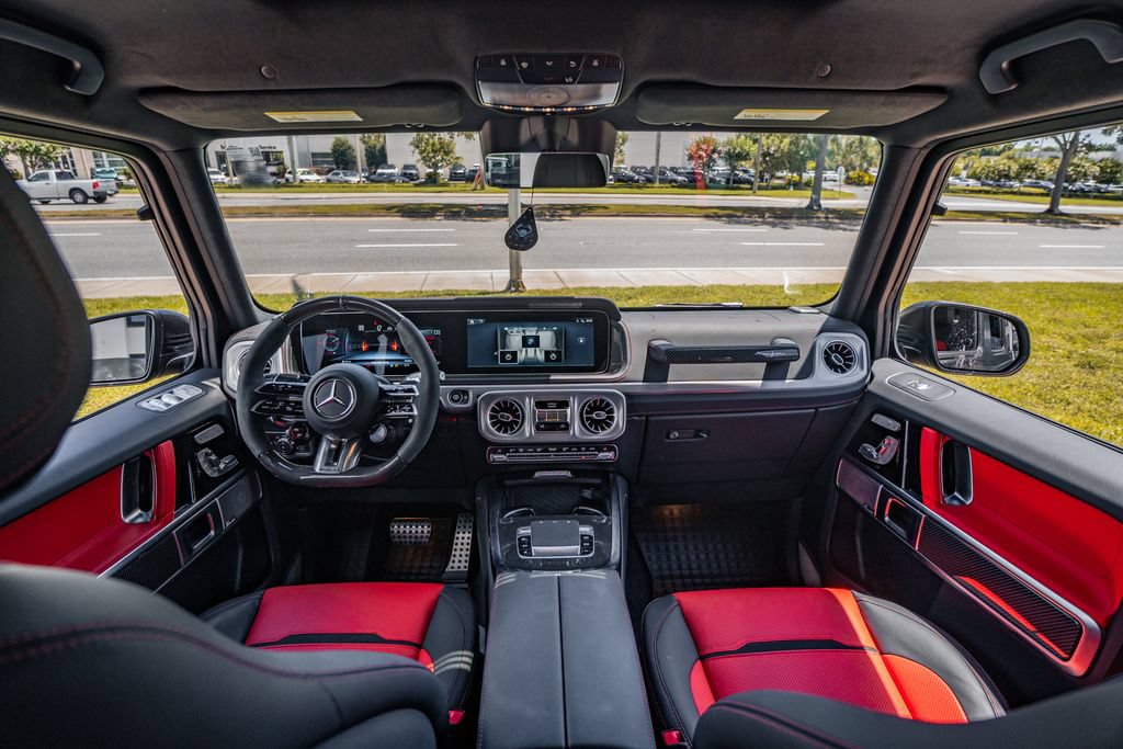 Used 2025 Mercedes-Benz G 63 AMG 4MATIC image 21