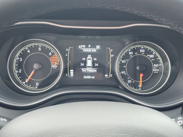 Used 2020 Jeep Cherokee Latitude Plus FWD image 7