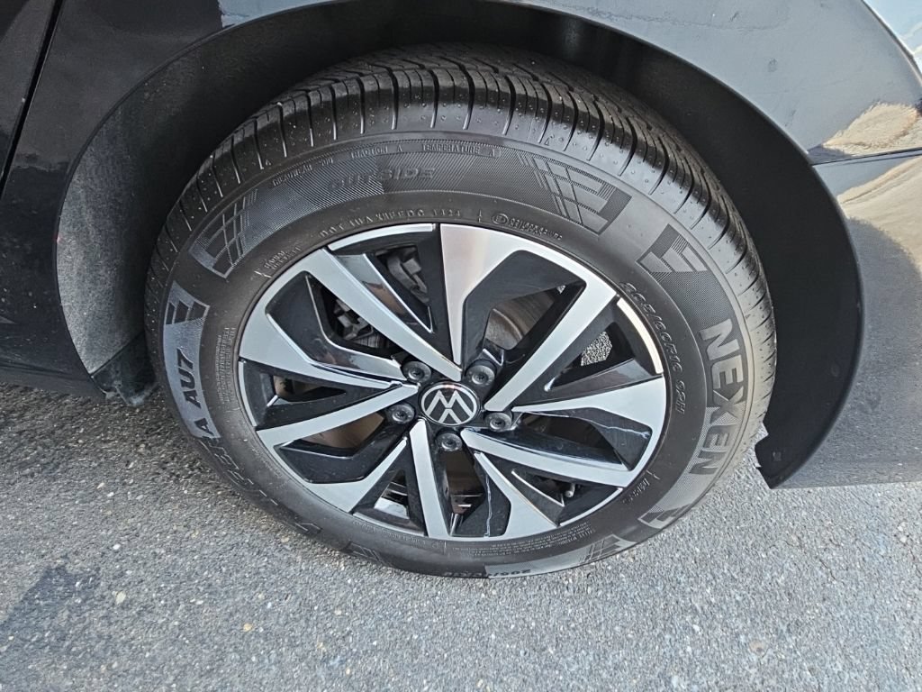 Used 2025 Volkswagen Jetta S FWD image 25