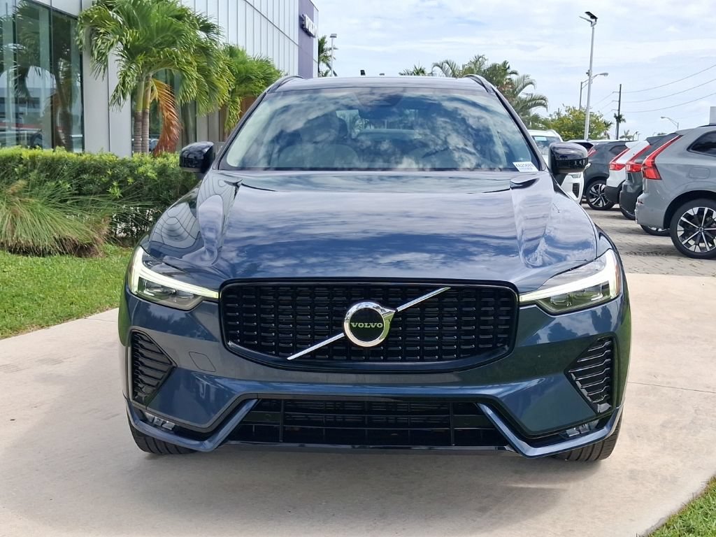 Used 2024 Volvo XC60 B5 Core w/ Protection Package Premier AWD/4WD video 2
