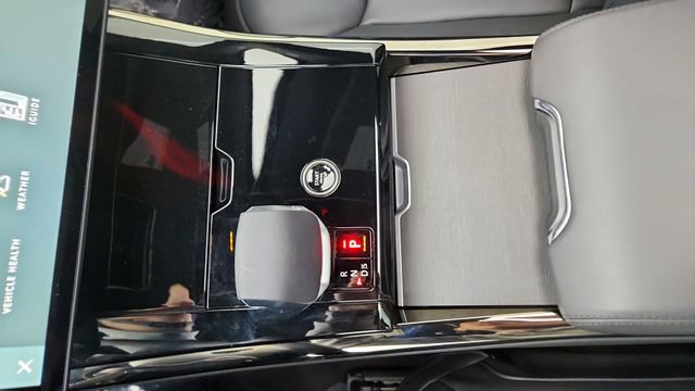 Used 2025 Land Rover Range Rover Sport SE image 54