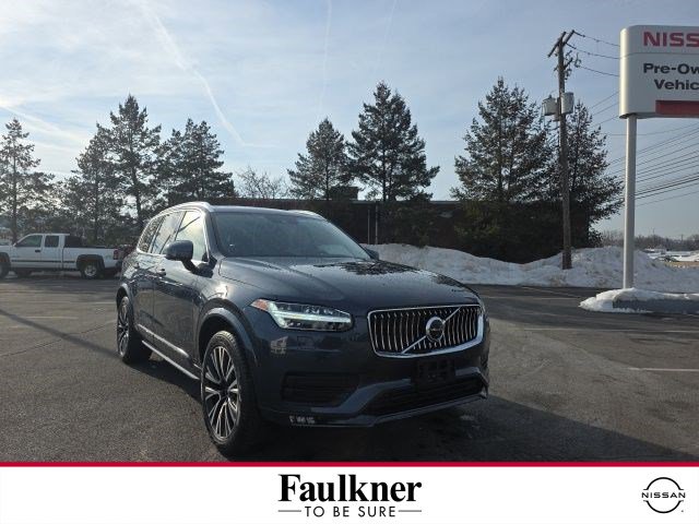 Used 2022 Volvo XC90 T6 Momentum w/ Advanced Package