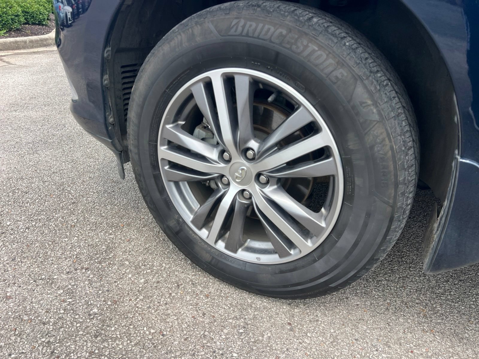 Used 2020 INFINITI QX60 Luxe w/ Essential Package FWD image 10
