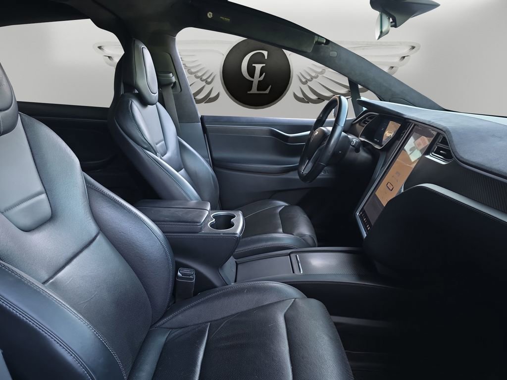 Used 2017 Tesla Model X 90D image 15