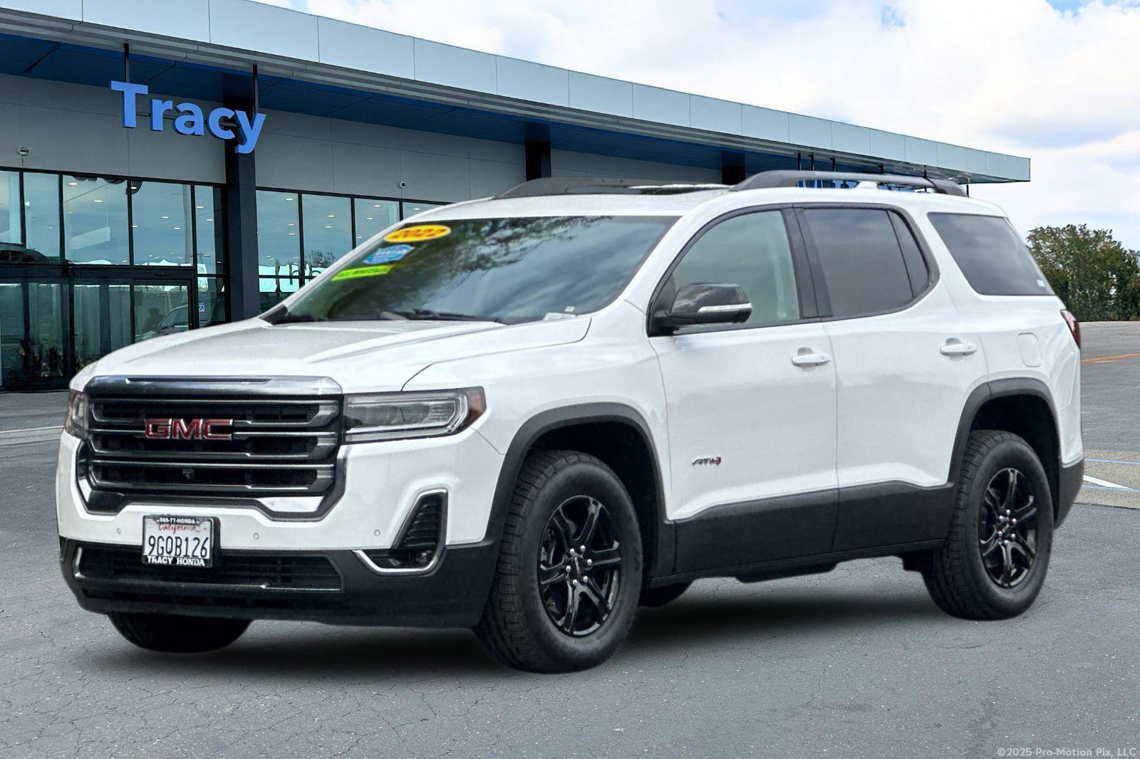 Used 2022 GMC Acadia AT4 w/ Technology Package image 12