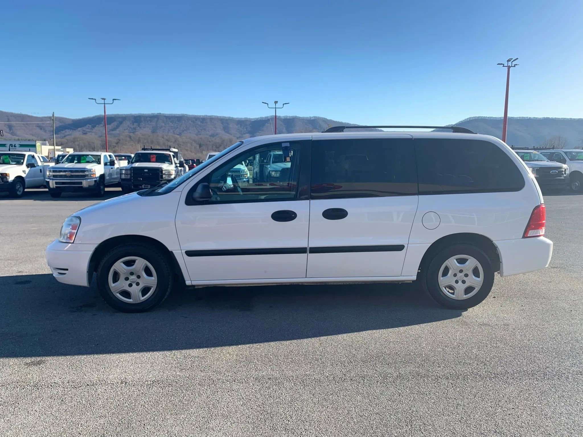 Used 2006 Ford Freestar SE image 5