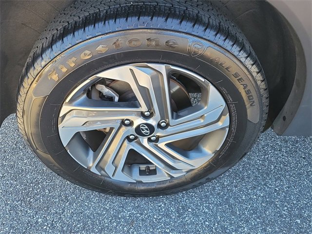 Used 2023 Hyundai Santa Fe SEL image 7