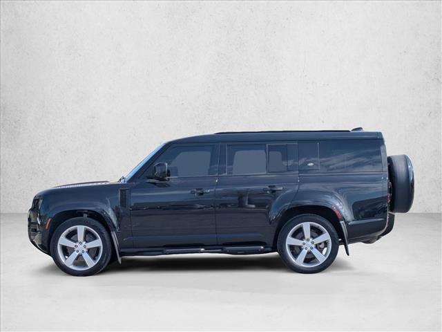 Used 2023 Land Rover Defender 130 X-Dynamic SE image 9