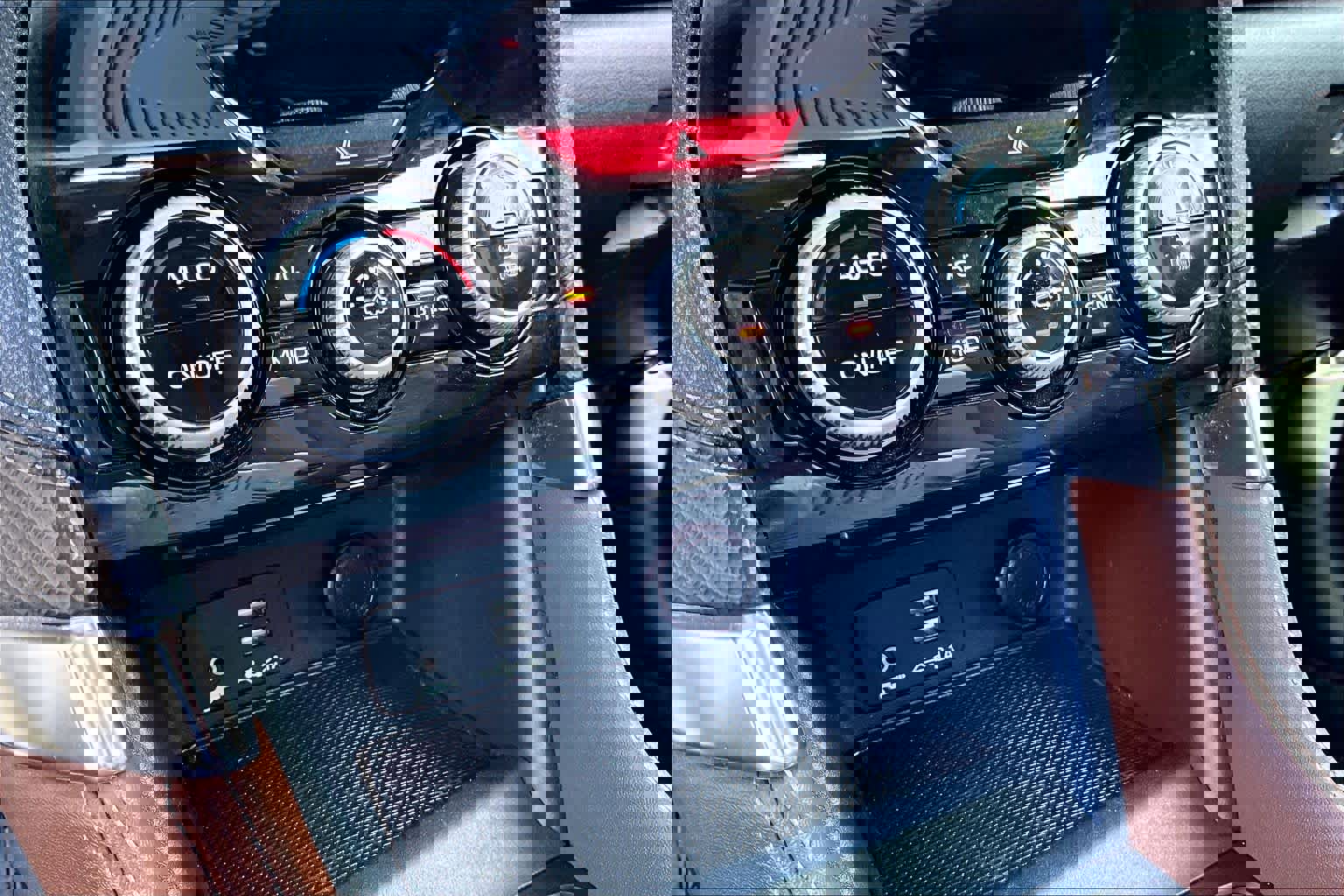 Used 2019 Subaru Forester Touring image 34