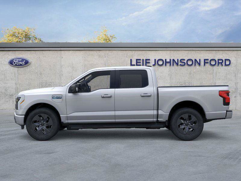 New 2025 Ford F150 Lightning Flash AWD/4WD image 3