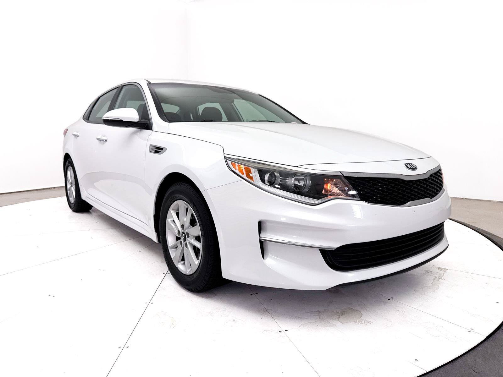 Used 2018 Kia Optima LX FWD image 10