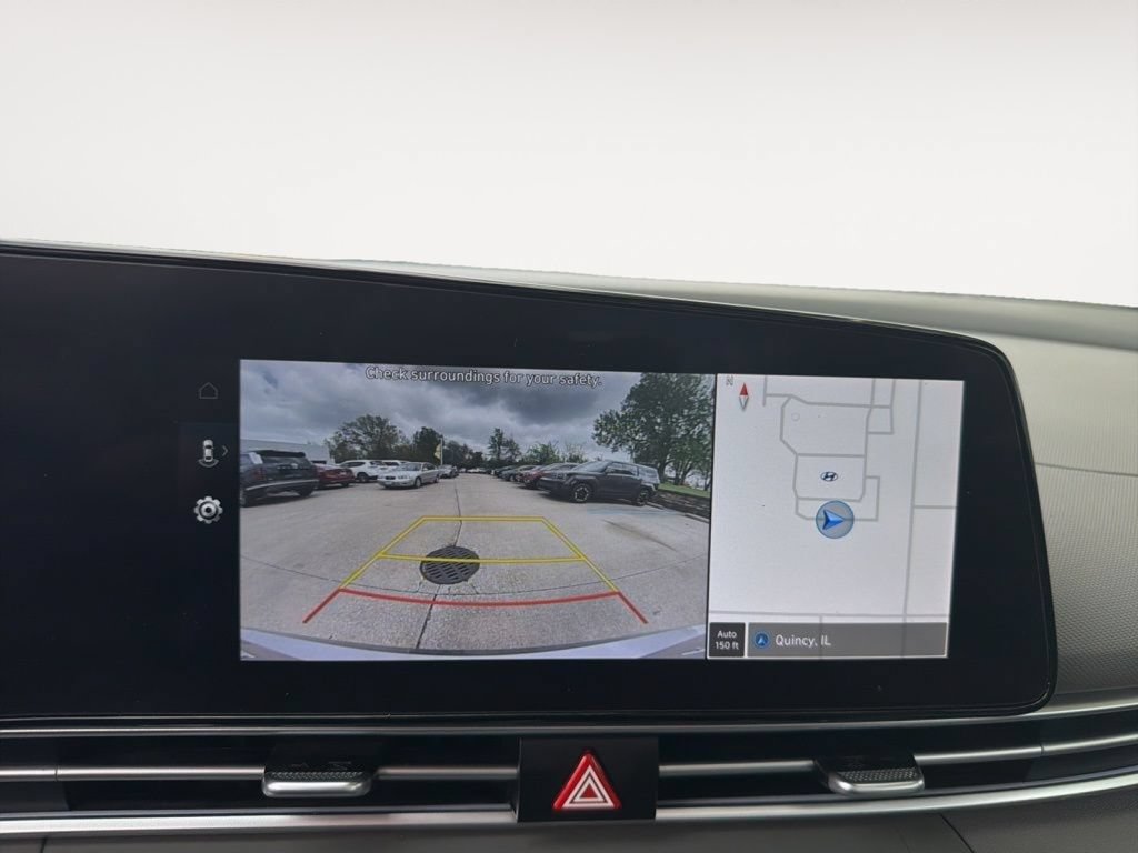 Used 2025 Hyundai Elantra SEL FWD image 30