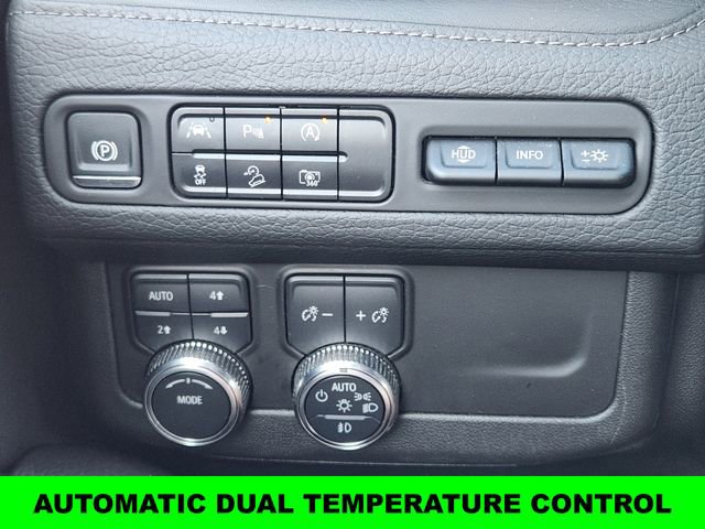 Used 2024 GMC Yukon XL Denali image 23