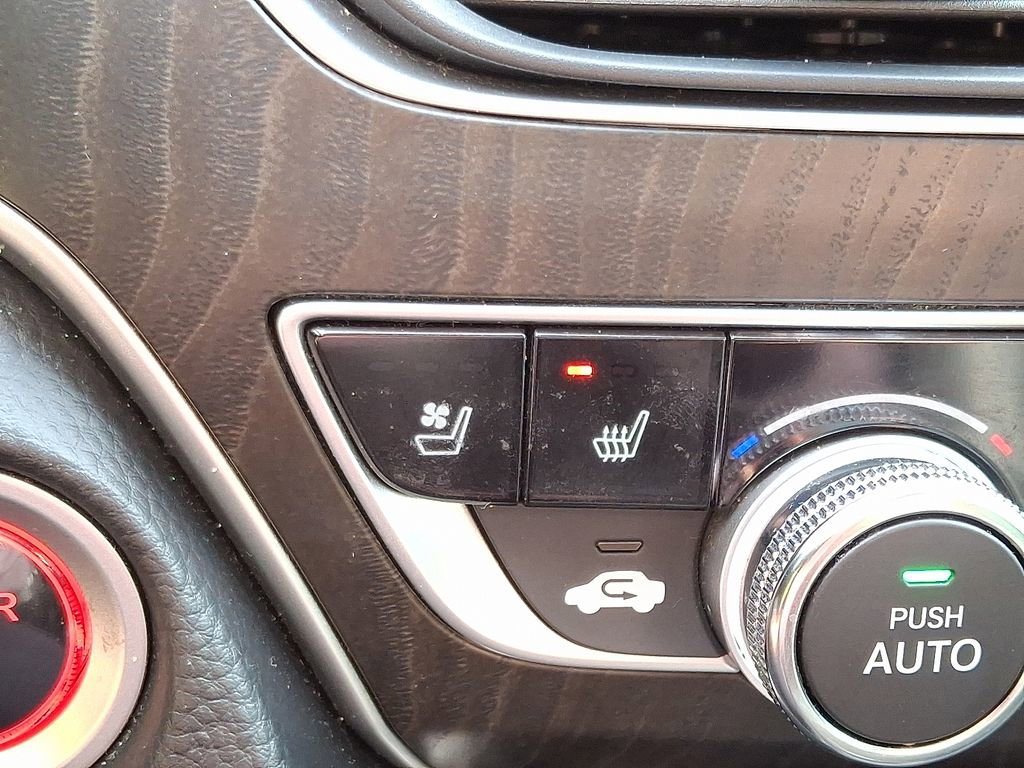 Used 2022 Honda Accord Touring image 27