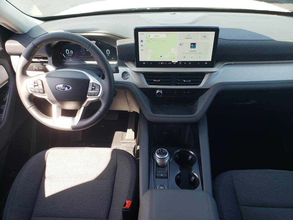 New 2026 Ford Explorer Active AWD/4WD image 8
