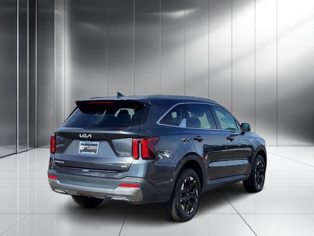 Used 2024 Kia Sorento S image 24