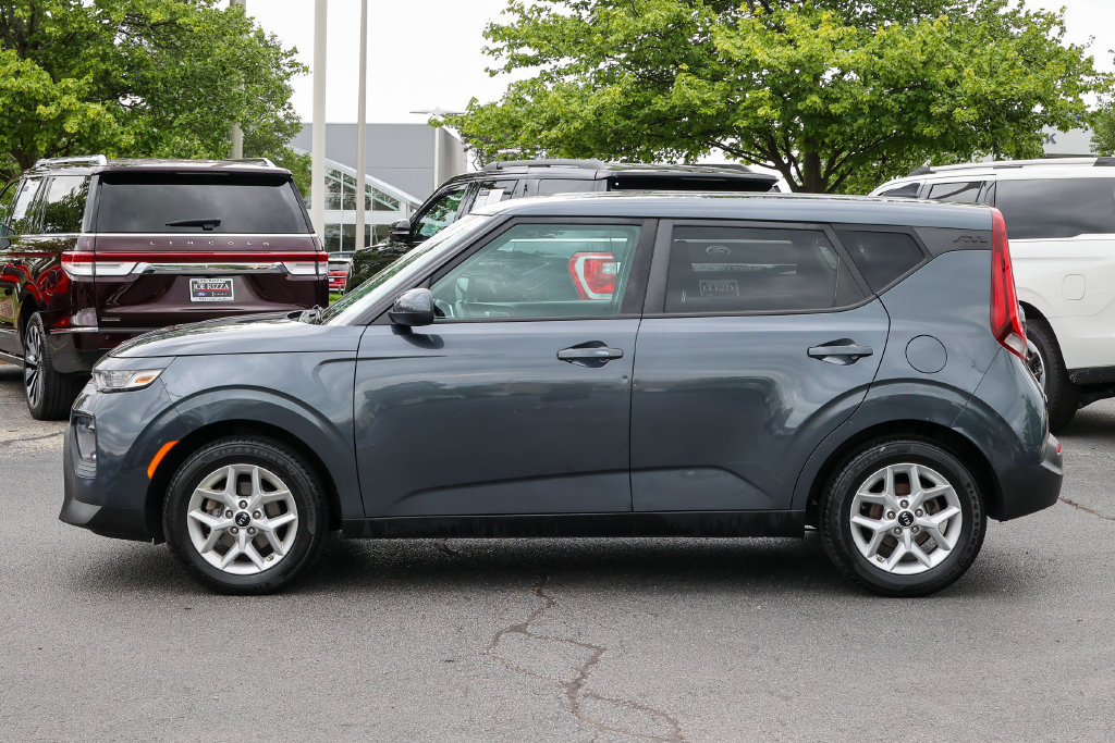 Used 2020 Kia Soul S FWD image 18