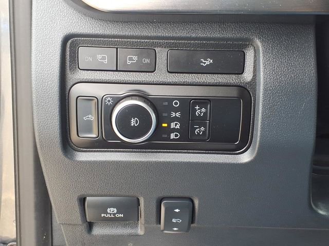 Used 2023 Ford F250 Lariat w/ Snow Plow Prep Package image 16