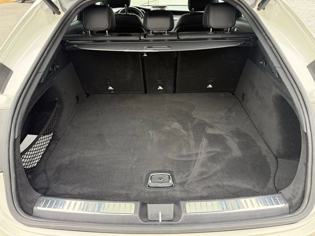 Used 2018 Mercedes-Benz GLC 300 4MATIC Coupe image 5