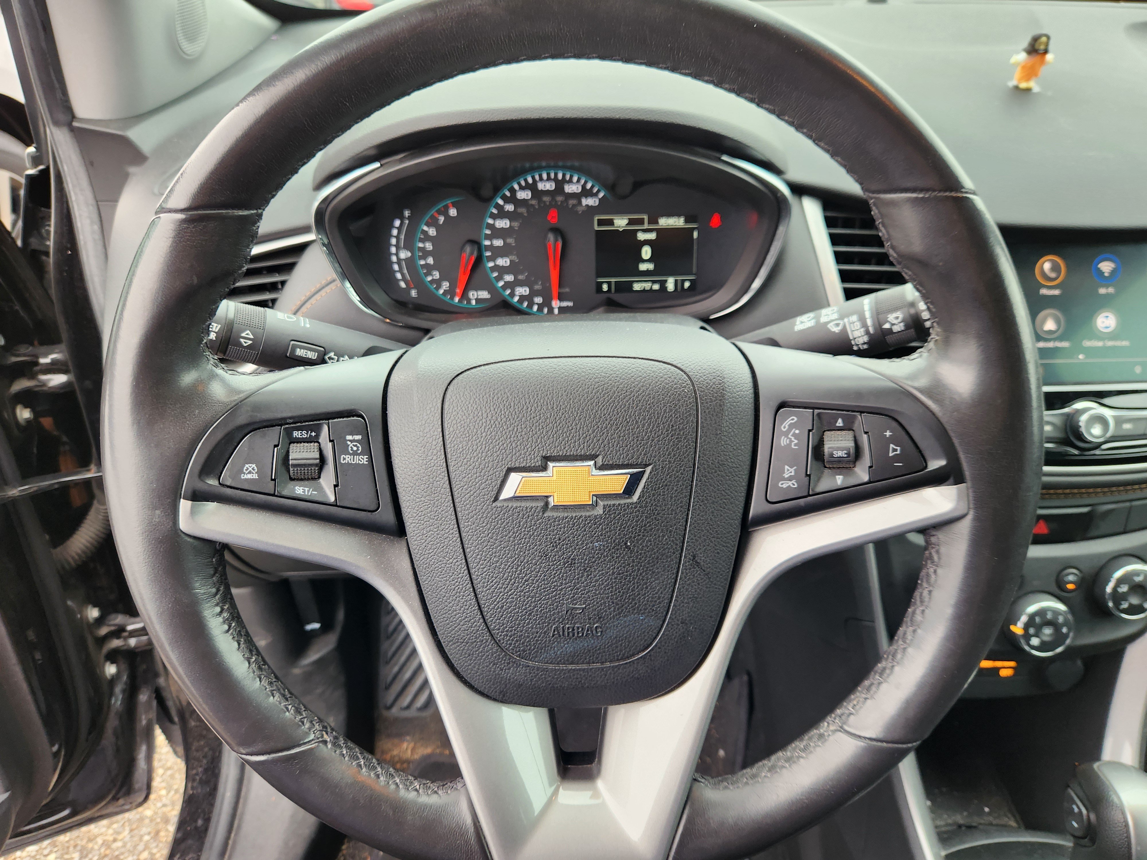 Used 2020 Chevrolet Trax LT w/ LT Convenience Package AWD/4WD image 7