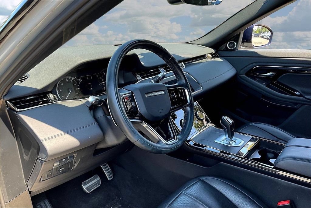 Used 2021 Land Rover Range Rover Evoque R-Dynamic S AWD/4WD image 17