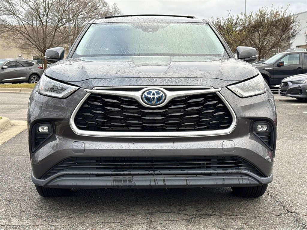 Used 2021 Toyota Highlander LE image 8