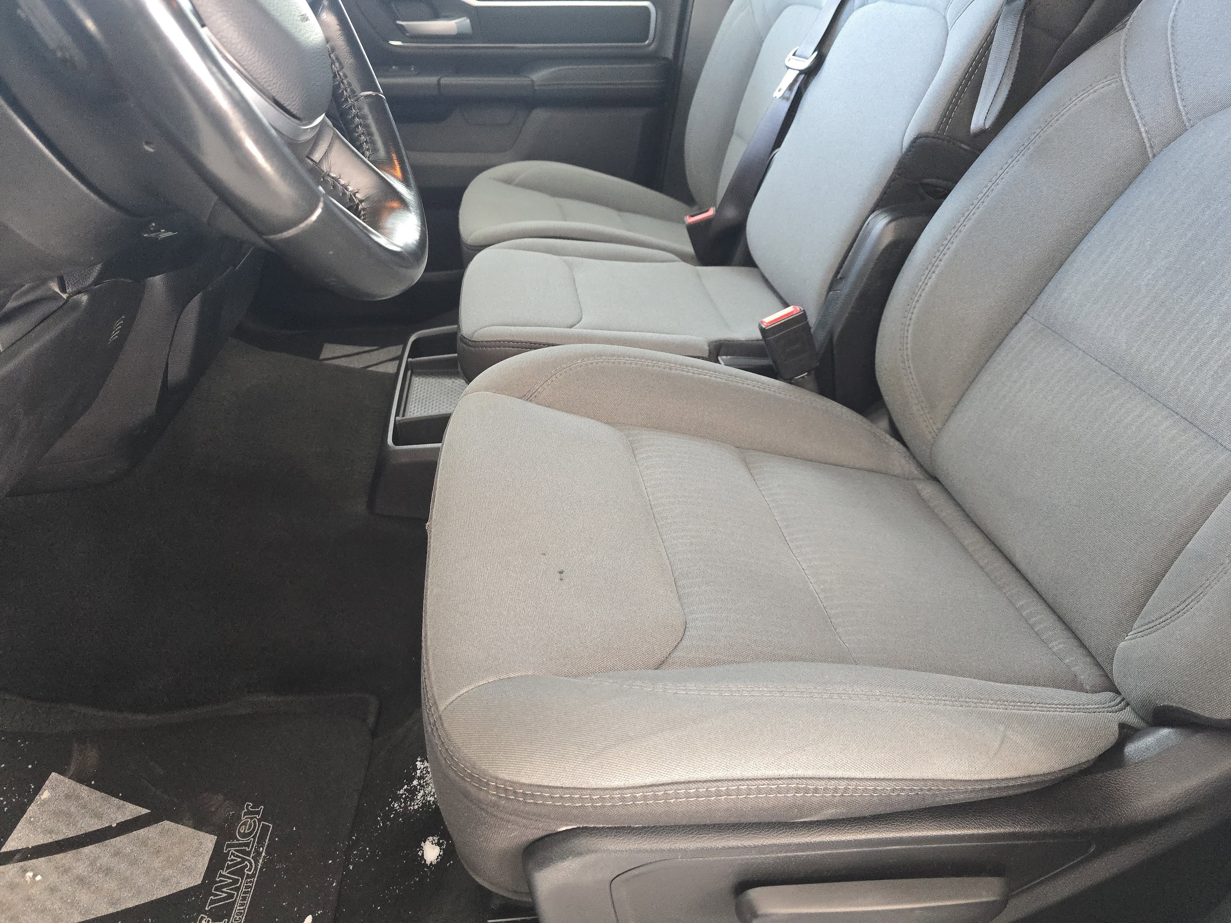 Used 2024 RAM 1500 Big Horn AWD/4WD image 25