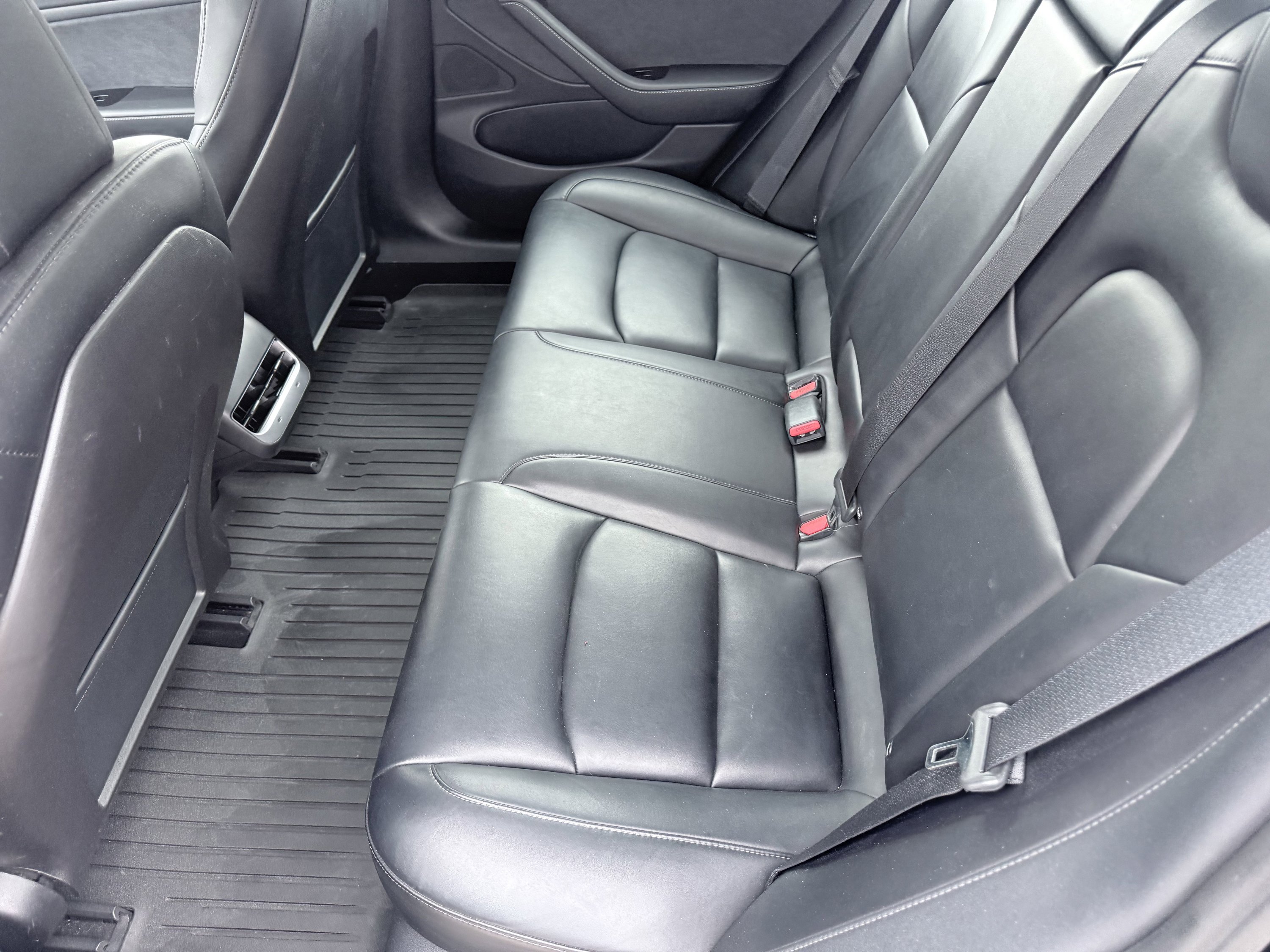 Used 2018 Tesla Model 3 Mid Range image 27