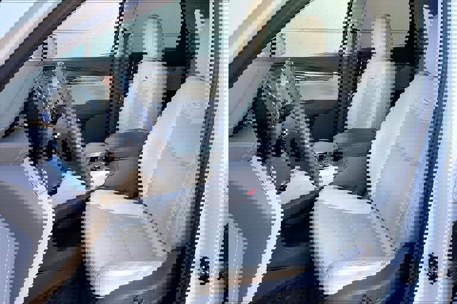 Used 2020 Cadillac XT5 Premium Luxury image 8