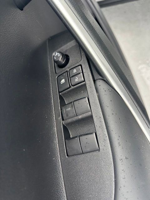 New 2026 Toyota Corolla Cross L image 19