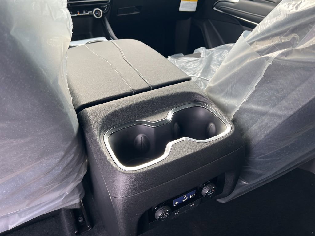 New 2026 Chevrolet Traverse LT image 26