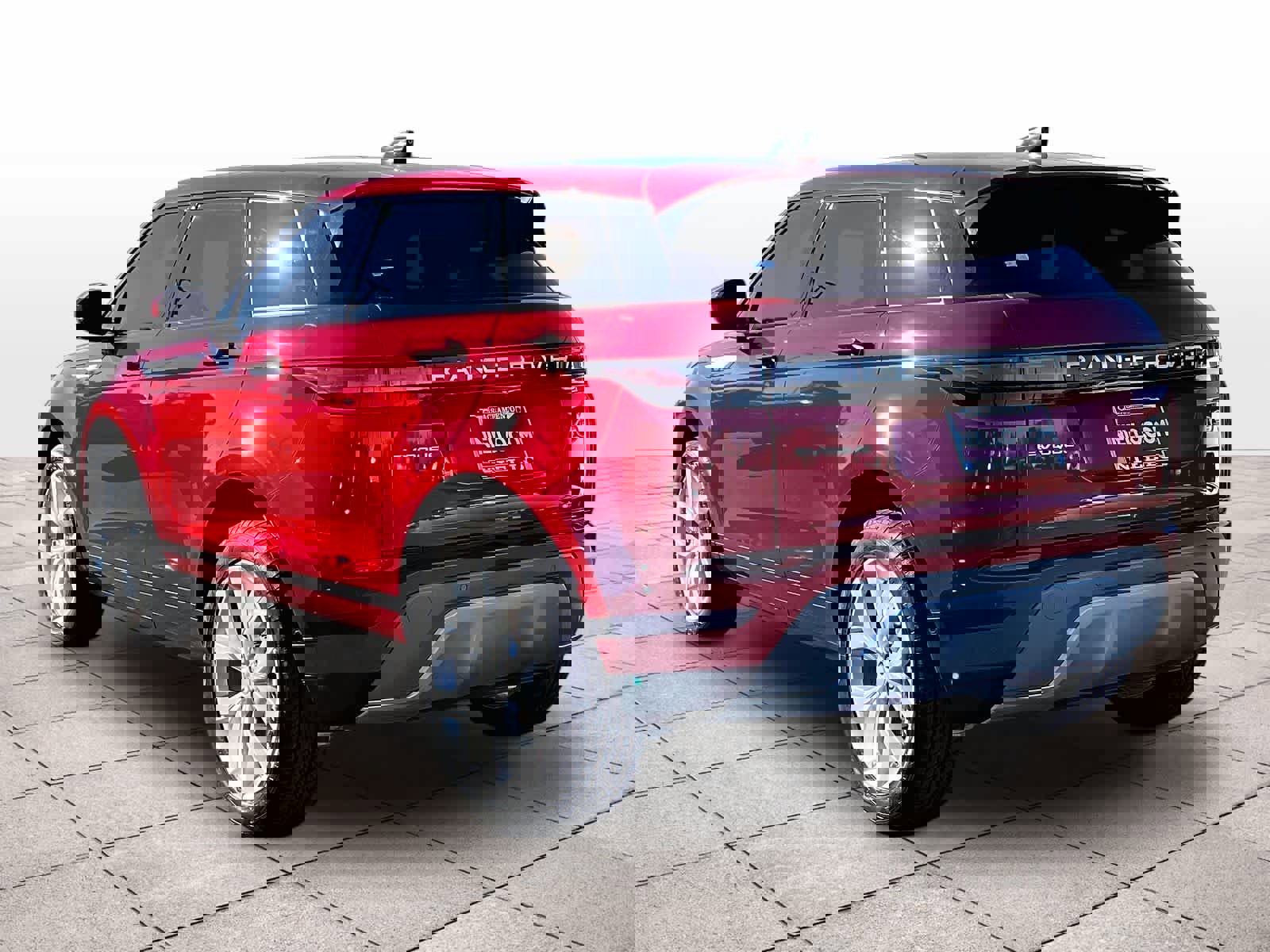 Used 2020 Land Rover Range Rover Evoque SE image 13