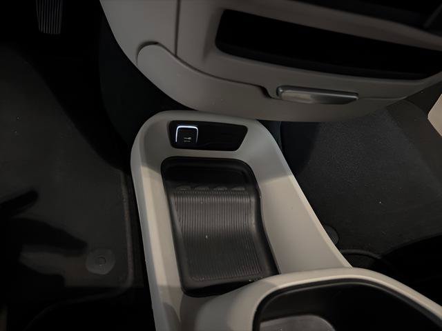 Used 2024 Chrysler Pacifica Limited FWD image 20