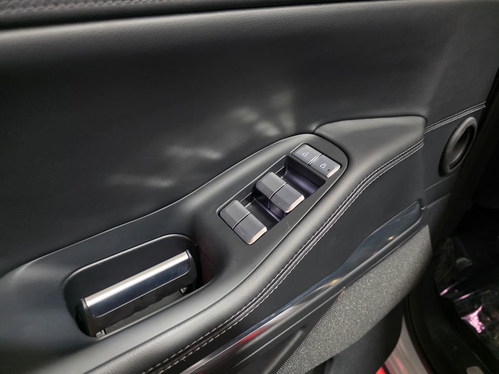 Certified 2025 Lincoln Navigator Reserve w/ Jet Appearance Package image 13