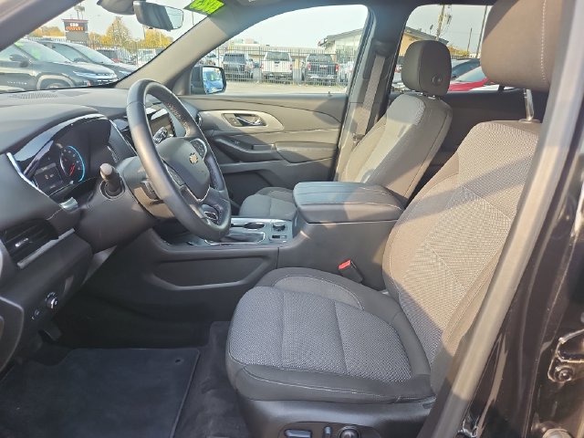 Used 2023 Chevrolet Traverse LT FWD image 10