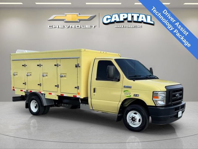 Used 2022 Ford E-450 and Econoline 450 Super Duty RWD image 10