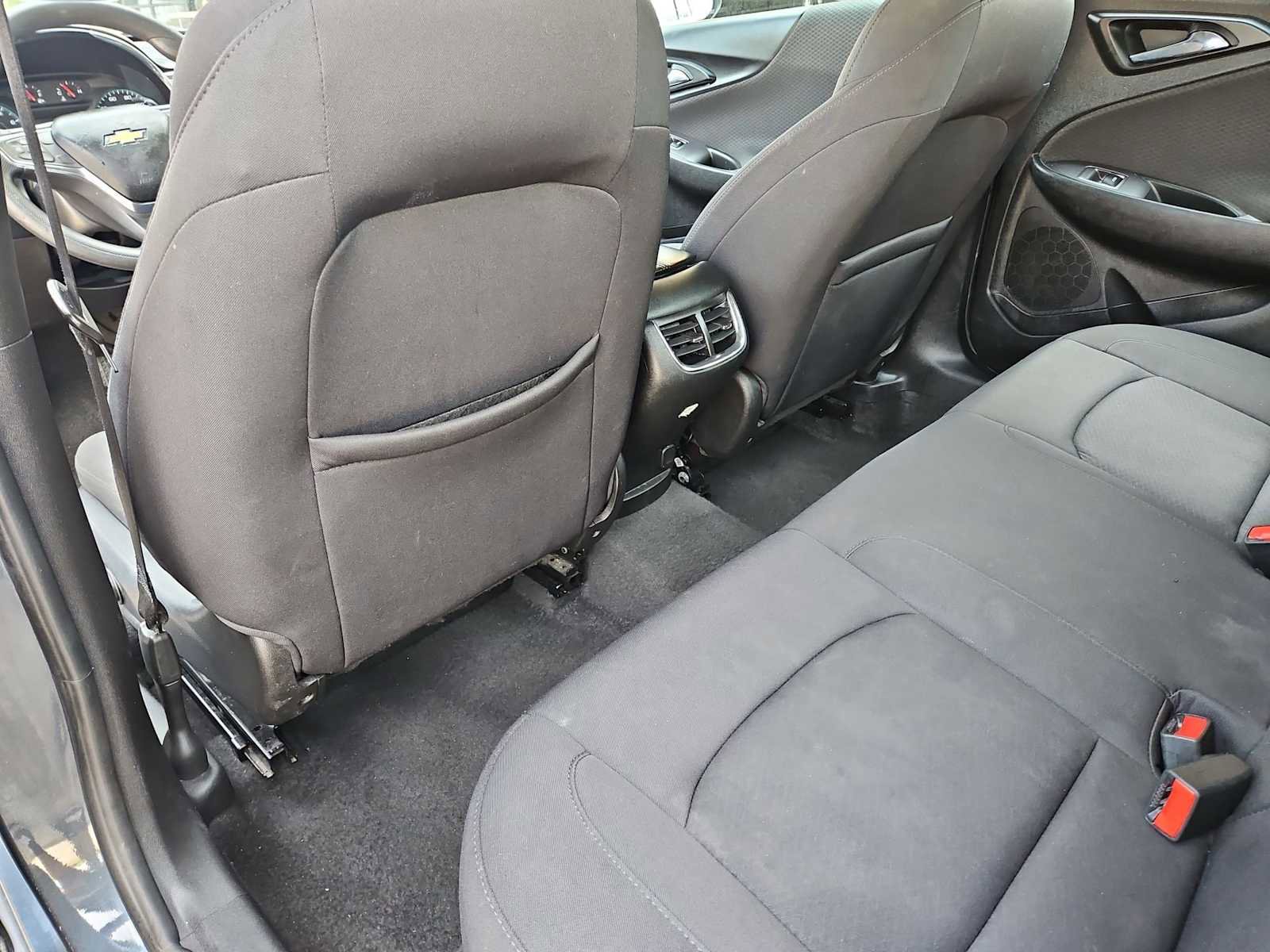 Used 2021 Chevrolet Malibu LT image 19