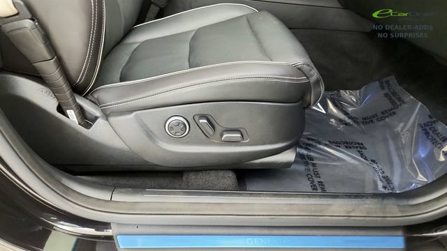 Used 2025 Genesis Electrified GV70 w/ Prestige Package AWD/4WD image 23