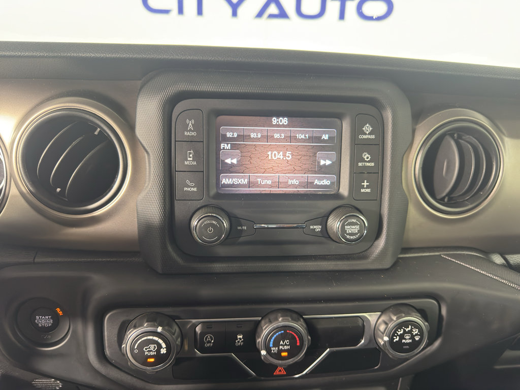 Used 2020 Jeep Gladiator Sport image 27