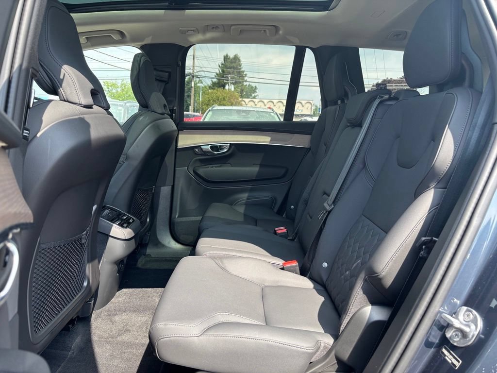Certified 2026 Volvo XC90 B6 Core w/ Protection Package Premier AWD/4WD image 21