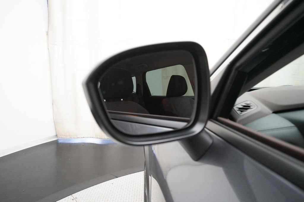 Certified 2023 Nissan Rogue SV image 24