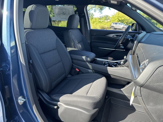 New 2026 Chevrolet Traverse LT w/ Sun and Wheel Package image 33
