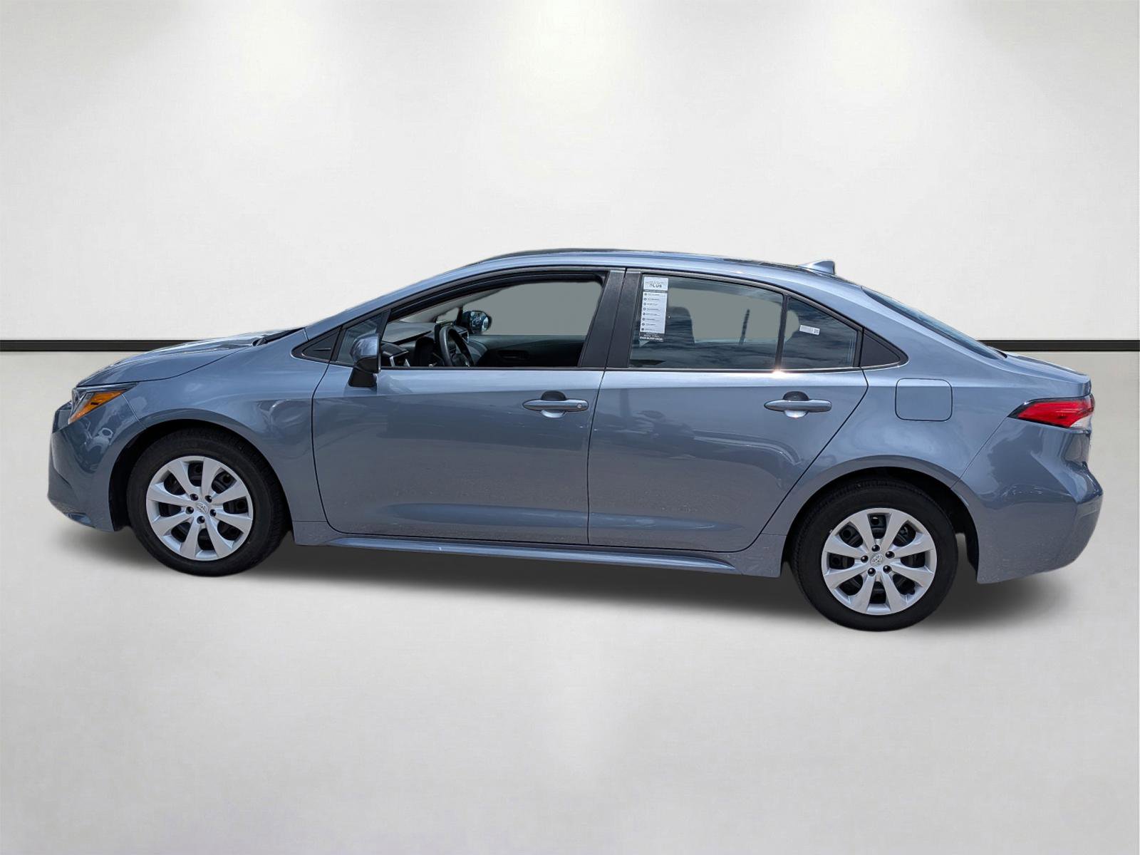 Used 2024 Toyota Corolla LE FWD image 7