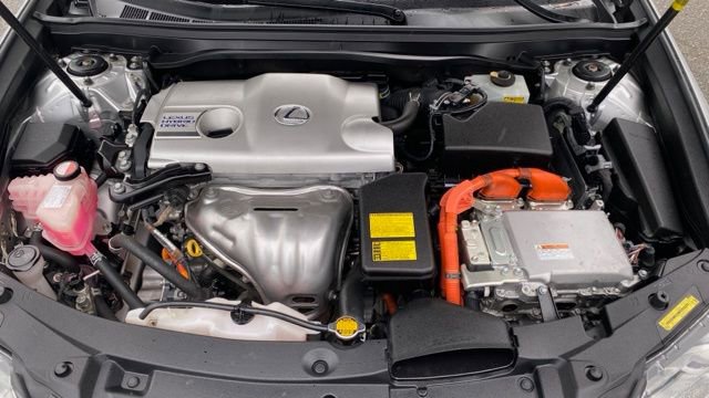 Used 2015 Lexus ES 300h image 7